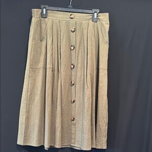 Naggoo Midi olive colored Skirt, Large